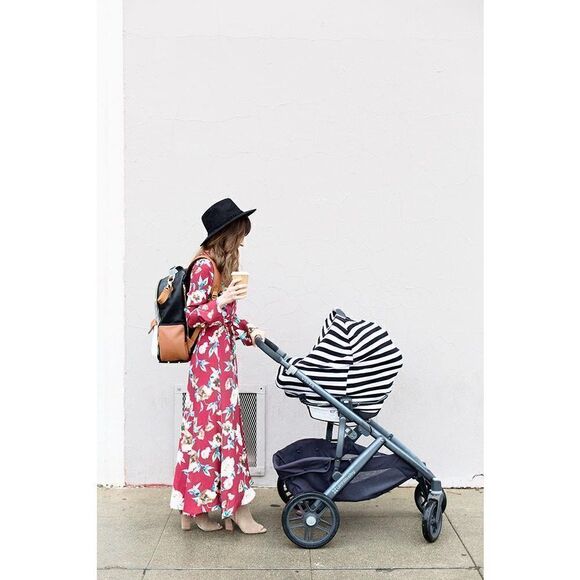 Itzy Ritzy Mom Boss® 4-In-1 Multi-Use Nursing Cover And Scarf NEW - Picture 3 of 6